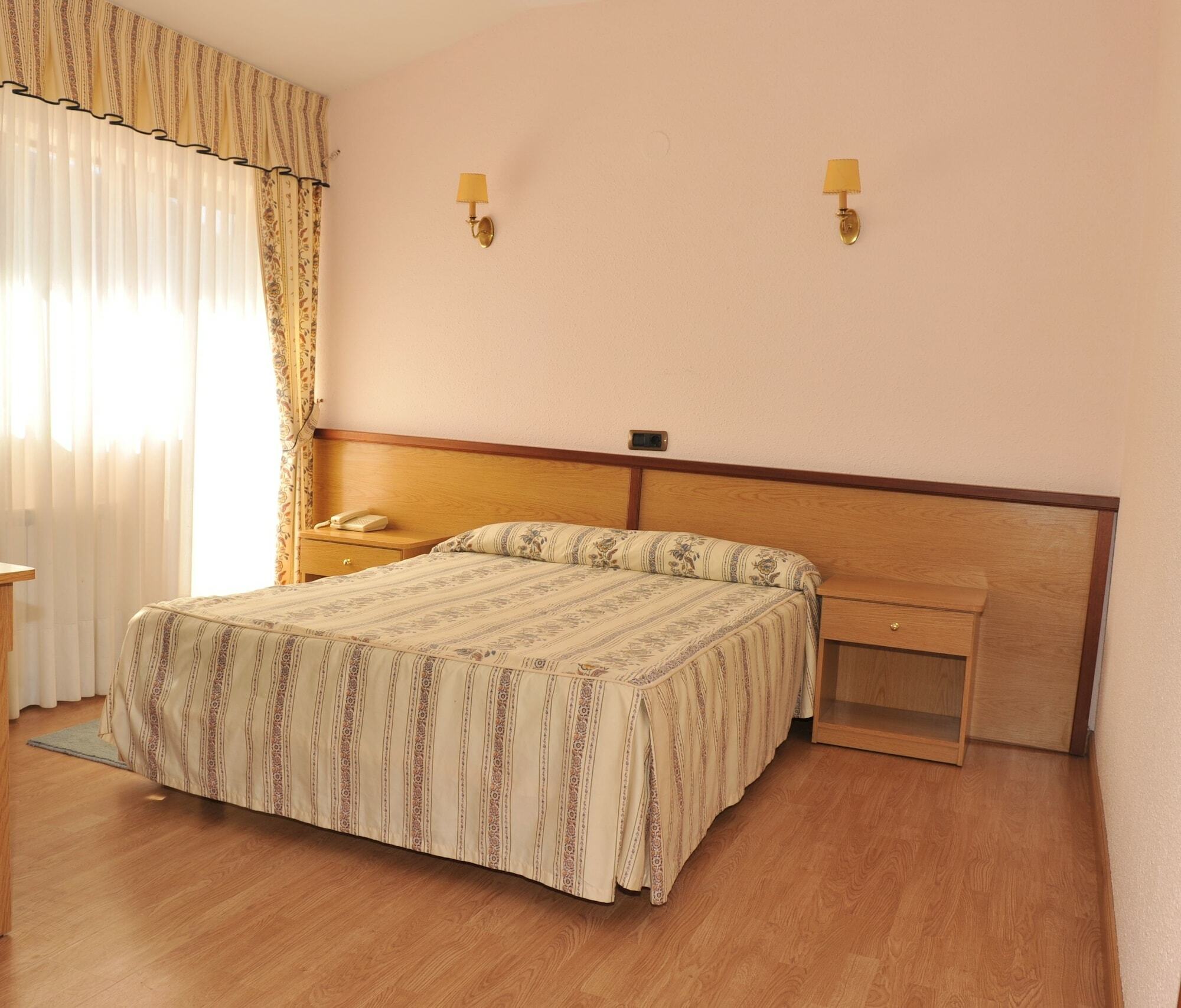 Hotel Alfar Isla Plana Exterior foto